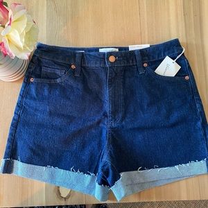 NWT✨ Universal Thread • Denim Shorts